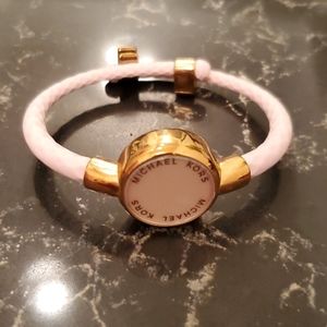 Michael Kors activity tracker